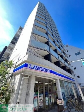 ドゥーエ板橋区役所前の物件外観写真